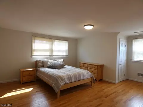 6 Darwin Rd, Old Bridge, NJ 08857 photo 14
