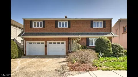 147 S 6th Ave, Manville, NJ 08835