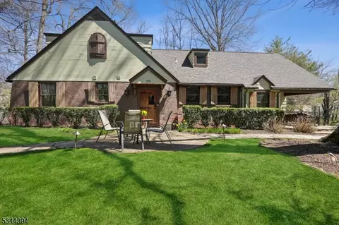 120 Old Short Hills Rd, Short Hills, NJ 07078