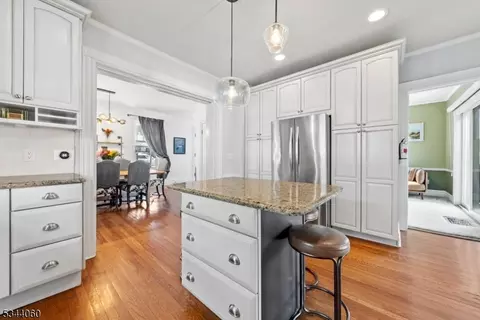 Kitchen - 47 Mountain Ave, Summit, NJ 07901 photo 3 of 3