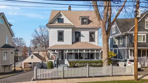 Exterior - 47 Mountain Ave, Summit, NJ 07901 photo 9 of 9