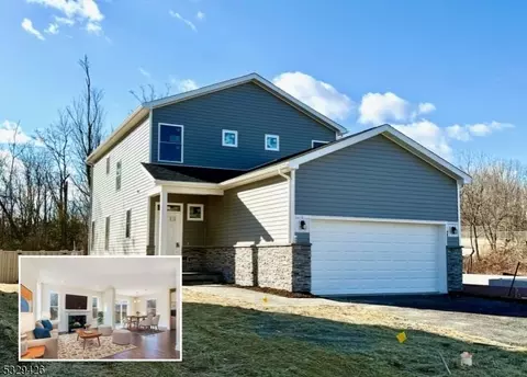 15 Celia Dr, Sparta, NJ 07871