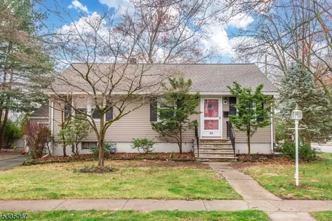 55 Westervelt Pl, Westwood, NJ 07675