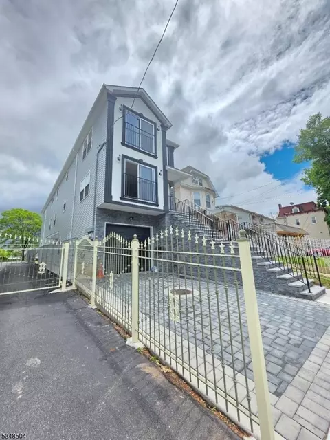 515 Walnut St, Elizabeth, NJ 07201