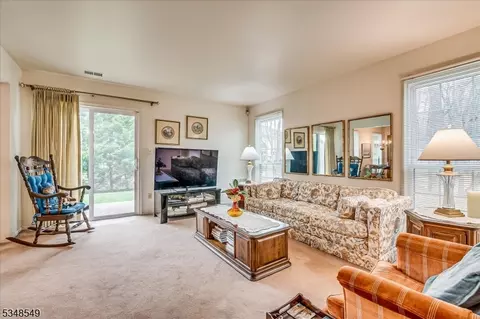 506 Maplecrest Rd, Edison, NJ 08820 photo 21