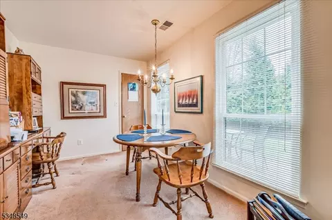 506 Maplecrest Rd, Edison, NJ 08820 photo 23