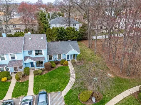 506 Maplecrest Rd, Edison, NJ 08820 photo 31