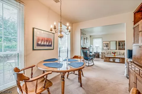 506 Maplecrest Rd, Edison, NJ 08820 photo 19