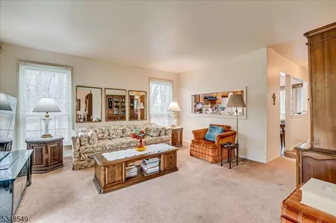 506 Maplecrest Rd, Edison, NJ 08820 photo 20