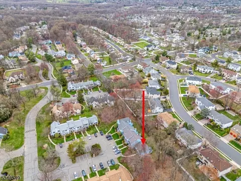 506 Maplecrest Rd, Edison, NJ 08820 photo 3