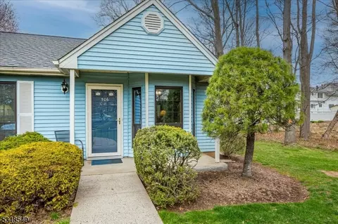 506 Maplecrest Rd, Edison, NJ 08820 photo 32
