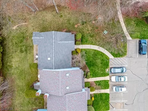 506 Maplecrest Rd, Edison, NJ 08820 photo 28