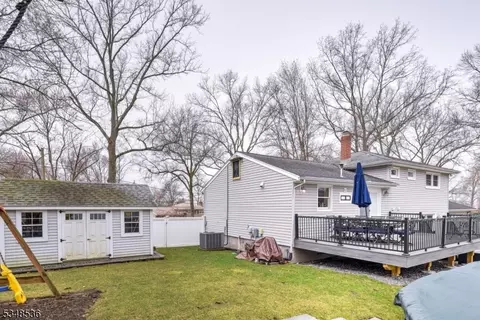 47 Seneca Trl, Wayne, NJ 07470 photo 46