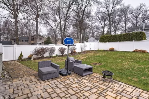 47 Seneca Trl, Wayne, NJ 07470 photo 42