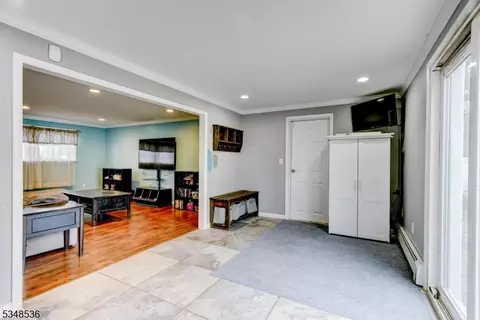 47 Seneca Trl, Wayne, NJ 07470 photo 38