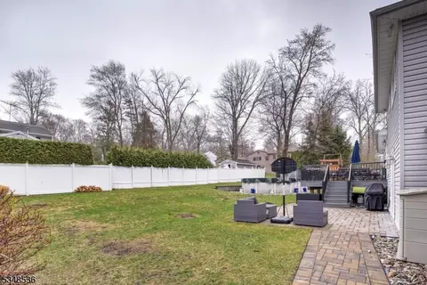 47 Seneca Trl, Wayne, NJ 07470 photo 43