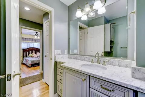 47 Seneca Trl, Wayne, NJ 07470 photo 25