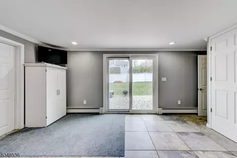 47 Seneca Trl, Wayne, NJ 07470 photo 36