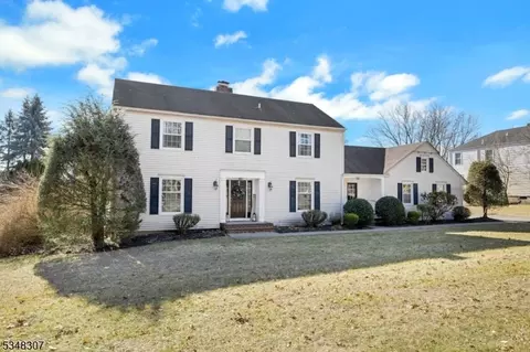 73 Fairmount Ave, Chester, NJ 07930