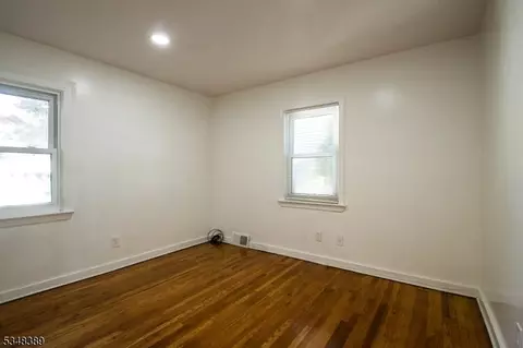 358 Mountain Ave, Springfield, NJ 07081 photo 12