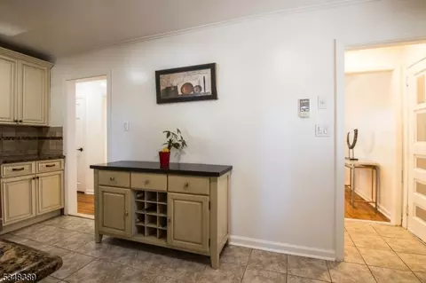 358 Mountain Ave, Springfield, NJ 07081 photo 11
