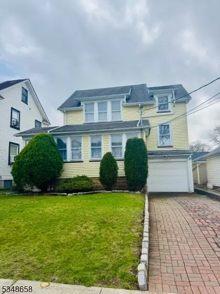 840 Cleveland Ave, Elizabeth, NJ 07208