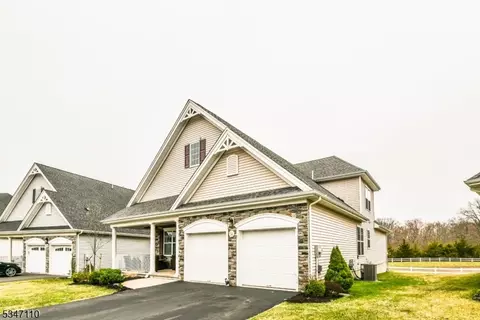 34 Kline Rd, Hillsborough, NJ 08844