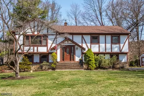 2 Carl G Whritenour Rd, Butler, NJ 07405