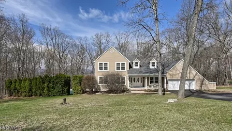 7 Eric Trl, Sussex, NJ 07461