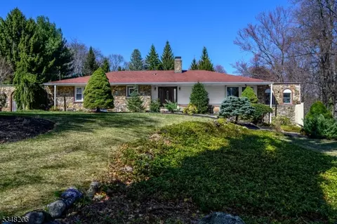 188 Park Rd, Parsippany-troy Hills Twp, NJ 07054