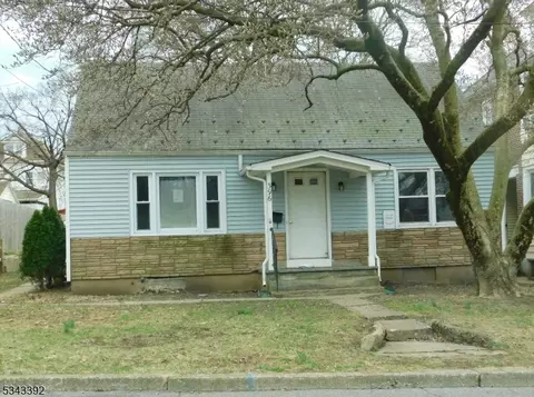 396 Center St, Phillipsburg, NJ 08865