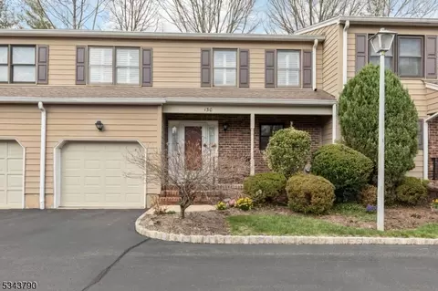 130 Sunrise Dr, Gillette, NJ 07933