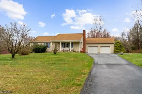206 Jonestown Rd, Oxford, NJ 07863