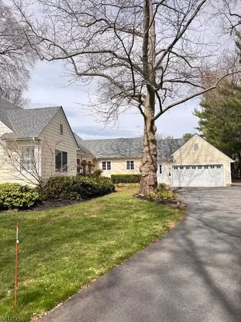 26 Washington St, Rocky Hill, NJ 08553