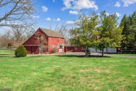 26 Deerpath Rd, Flemington, NJ 08822 photo 4