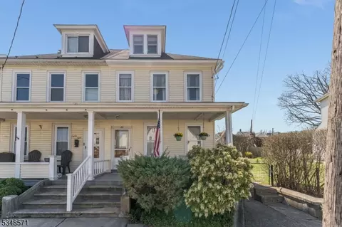 86 Filmore St, Phillipsburg, NJ 08865