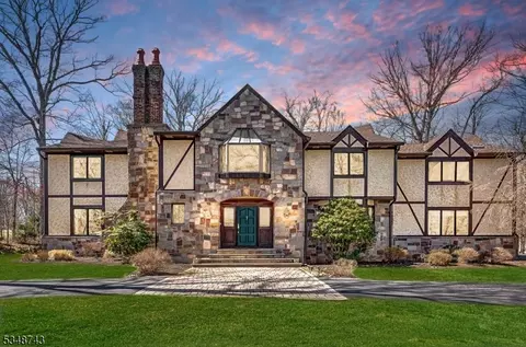 137 King George Rd, Warren, NJ 07059