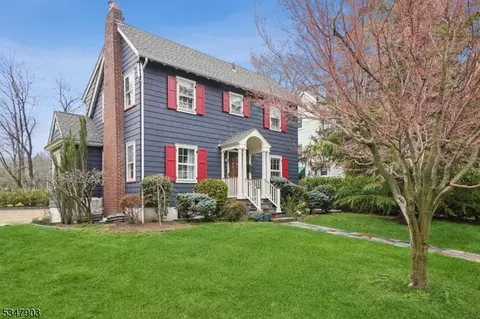 41 Salter Pl, Maplewood, NJ 07040