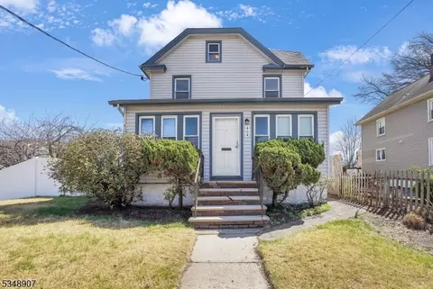 464 Riverside Ave, Lyndhurst Twp, NJ 07070