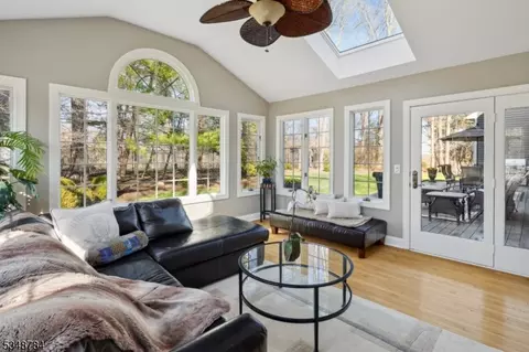 1 Trinity Pl, Warren, NJ 07059 photo 15