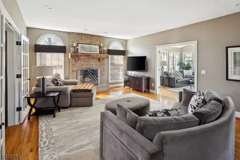 1 Trinity Pl, Warren, NJ 07059 photo 11
