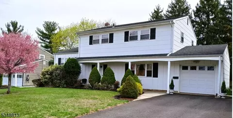 29 King Rd, Somerset, NJ 08873