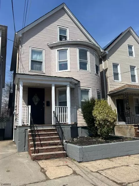 26 Reid St, Elizabeth, NJ 07201