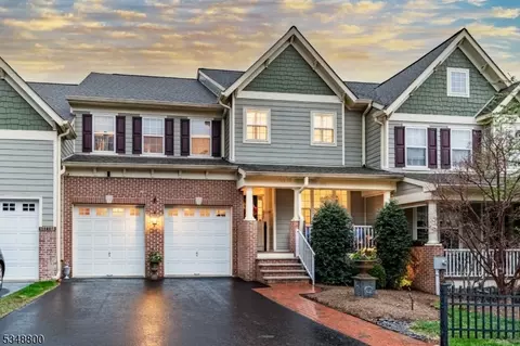 284 Holcombe Way, Lambertville, NJ 08530