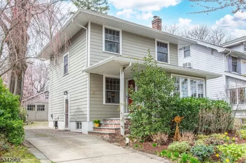90 Carteret St, Glen Ridge, NJ 07028