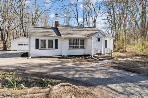44 Newton Sparta Rd, Newton, NJ 07860