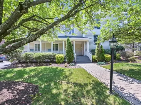 232 Claremont Ave #5, Montclair, NJ 07042