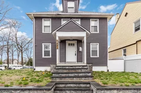 1432 W 3rd St, Plainfield, NJ 07063
