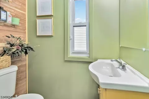 Bath - 1432 W 3rd St, Plainfield, NJ 07063 photo 1 of 3