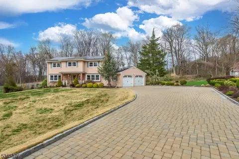 2 Wingate Dr, Livingston, NJ 07039